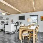3 Bedroom Amazing In Hvide Sande 別荘