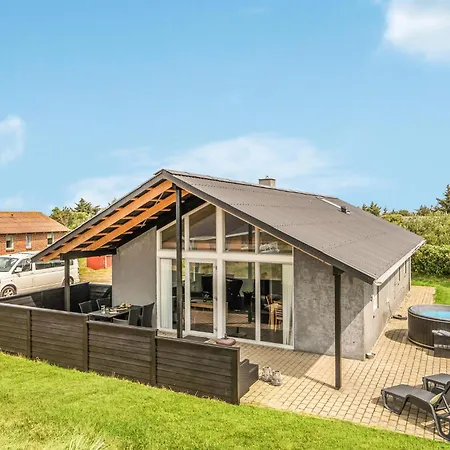 3 Bedroom Amazing In Hvide Sande Havrvig