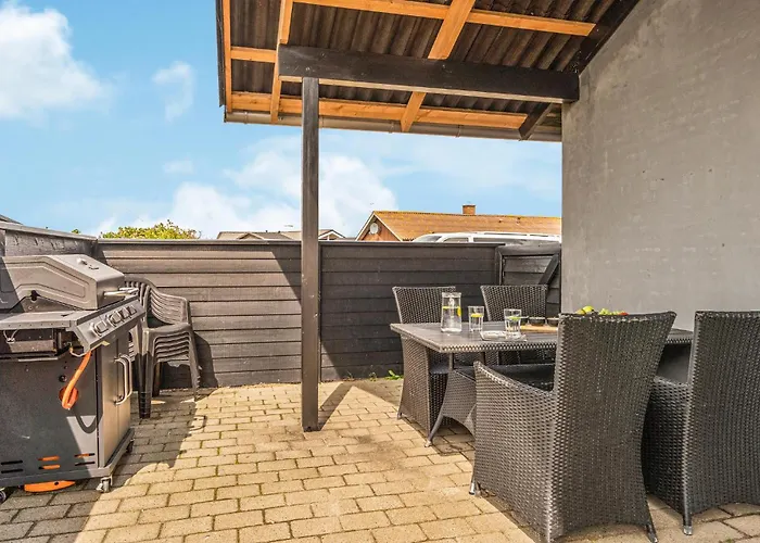 3 Bedroom Amazing In Hvide Sande * Havrvig