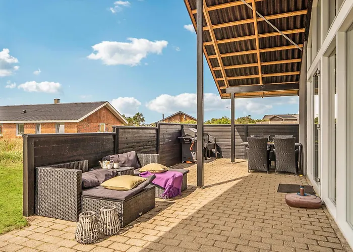 Prázdninový dům 3 Bedroom Amazing In Hvide Sande